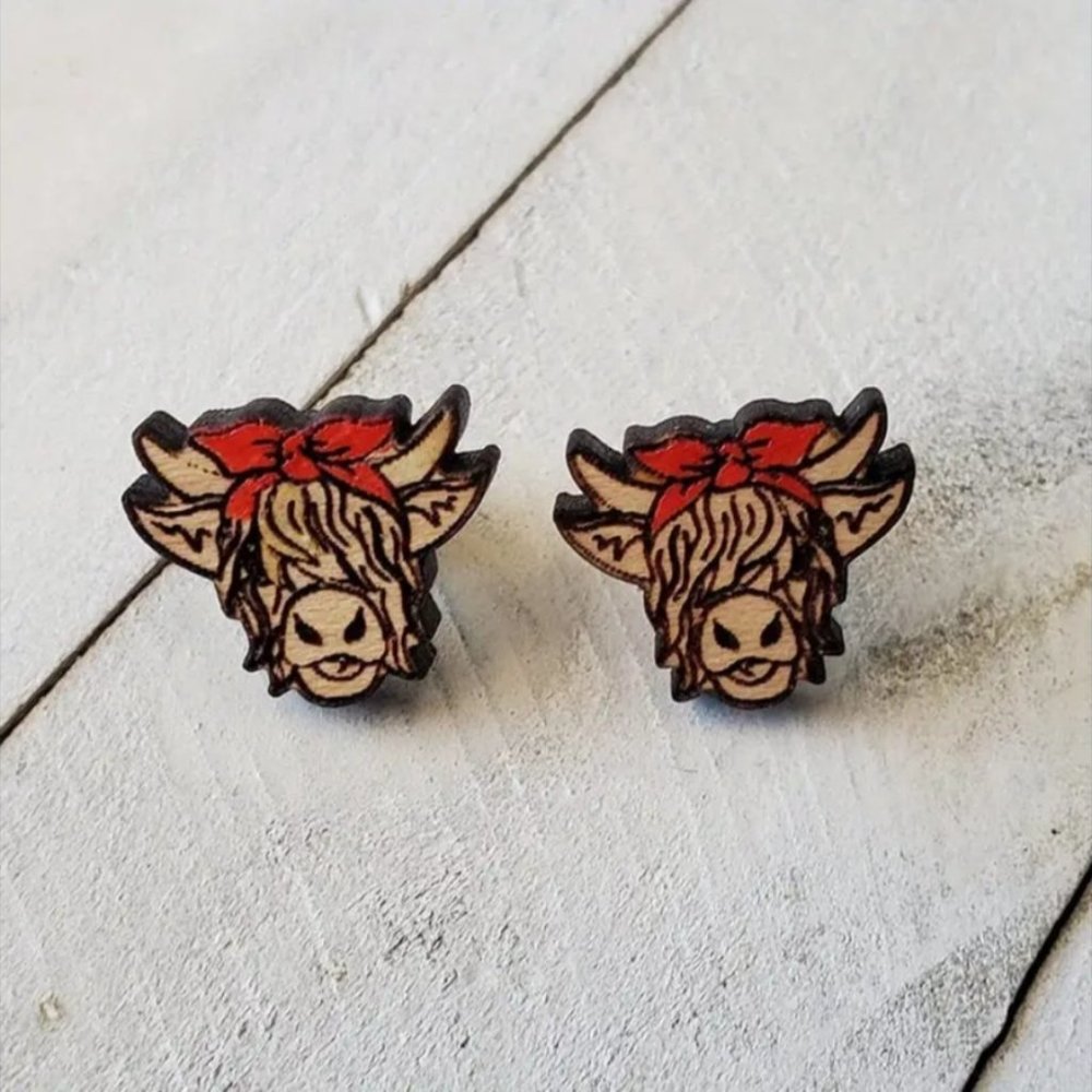 Highland Cow Head Stud Earrings